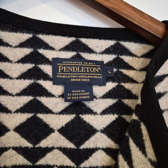 Pendleton Wool Wrap Jacket, Size Large Black and White - Picture 2 of 6